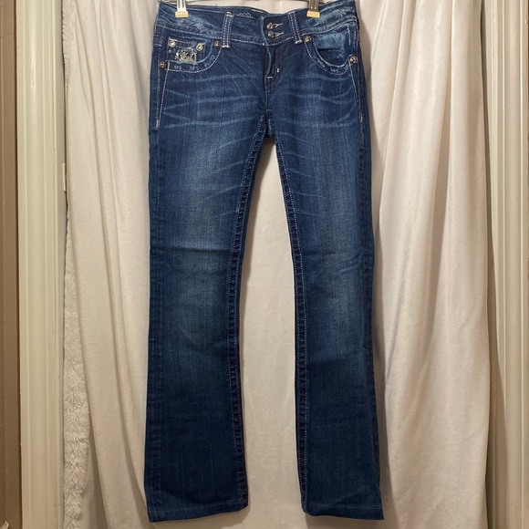 Miss Me Blue Jeans - Picture 1 of 2